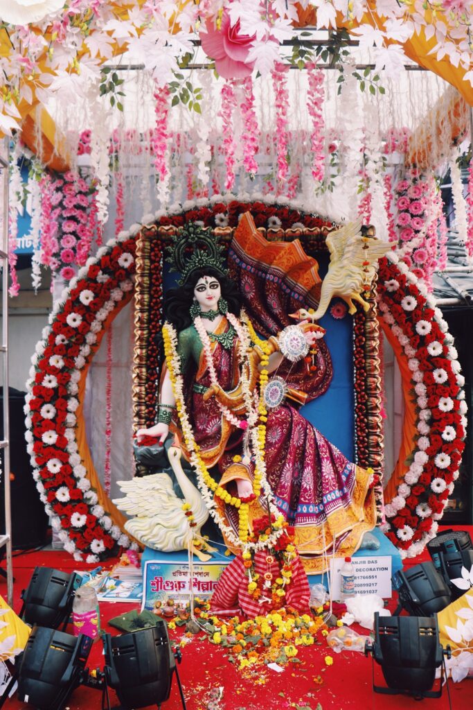 Fourth Day Of Navratri Worshipping Maa Kushmanda 9476